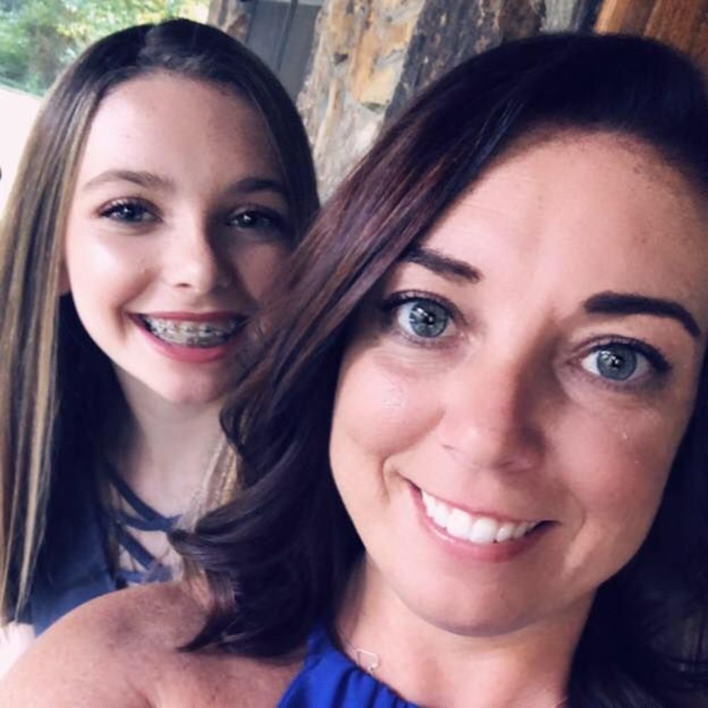 Meet your Posher, Lorie